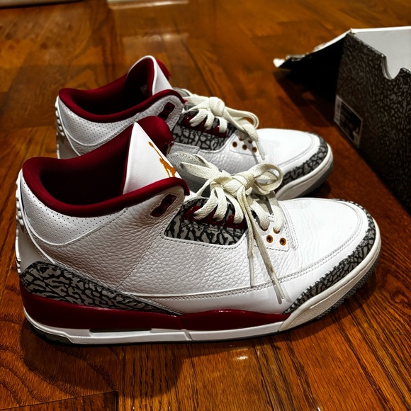 Air Jordan 3 cardinal red - Picture 2 of 8